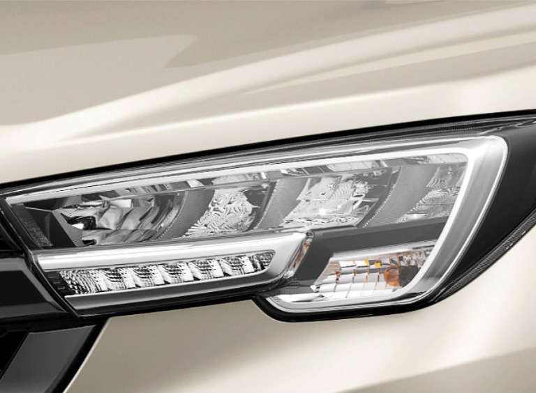 Suzuki XL7 HyBrid CỤM ĐÈN TRƯỚC