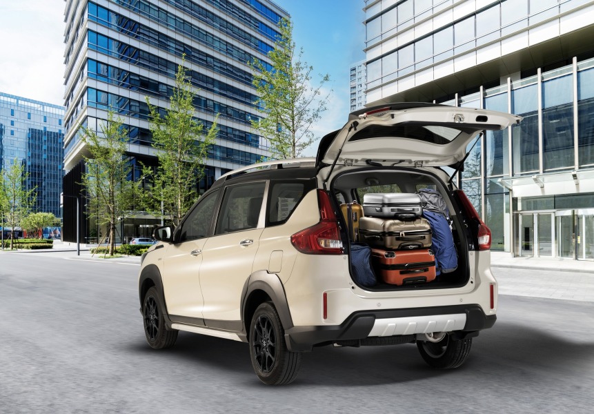 Suzuki XL7 HyBrid KHOANG HÀNH LÝ RỘNG
