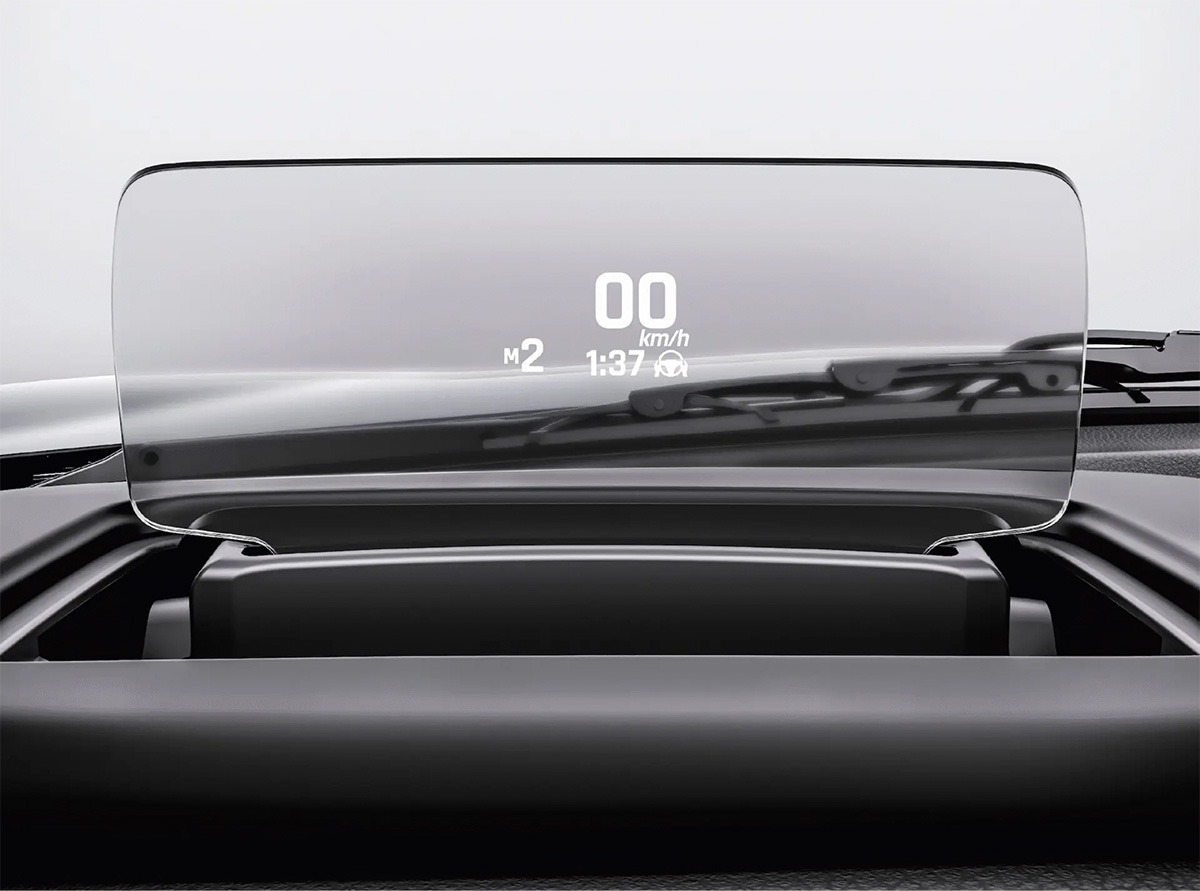 Suzuki Fronx ヘッドアップディスプレイ（HUD）